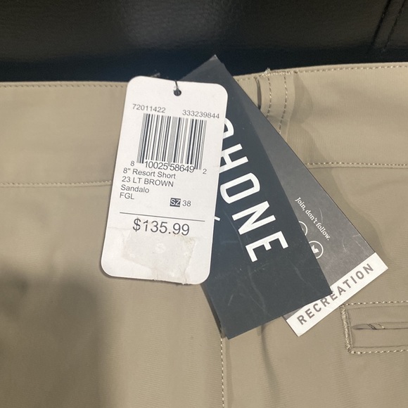 RHONE-8" RESORT SHORT
Quick Dry Water Shorts Made of Fine Italian Fabric - Picture 5 of 5